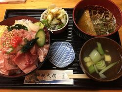 ランチに行って...