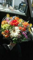 お祝いのお花を...