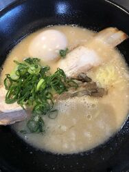 お昼に家族で利...