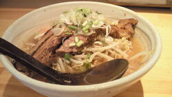 味噌ラーメンを...