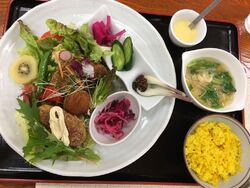 らそすランチ...