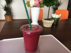 移転し、オータ...