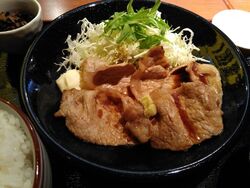 こちらの生姜焼...