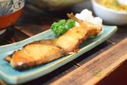 週末は混みます...