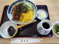 お店の周囲は広...