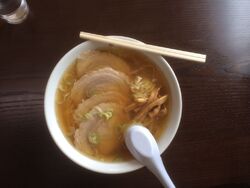 息子に佐野ラー...
