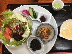 もち豚丼のラン...