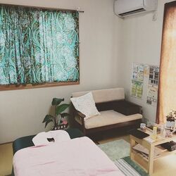 今日、初めて伺...