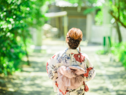 7月と８月の教室は、夏に向けた浴衣のお稽古！お子さまとご一緒に学びもOK★