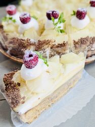 【タルト ポワール】