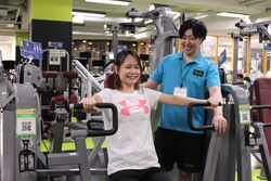 スタッフ自慢のビッグツリーです！