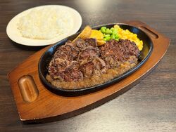 牛100％のこだわりハンバーグ＆ステーキ