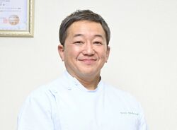 治療家歴27年の院長が対応します!