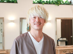 スタッフ紹介