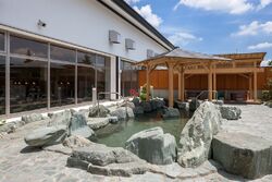 肌にとろけるお湯が大好評の天然温泉