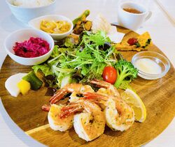 ガーリックシュリンププレートランチ