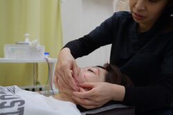 美容メニューで顔や身体のお悩みも解消！