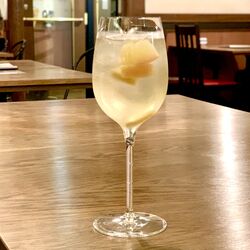 お酒を燻製？自家製燻製ドリンク