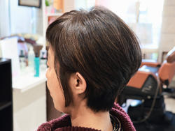 頭皮や髪のダメージを抑えたパーマ＆カラー