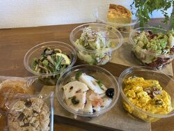 ご家庭でのディナーに　デリ各種