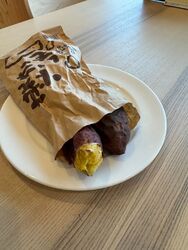 ワンちゃん飼主さんに大人気！季節の焼き芋