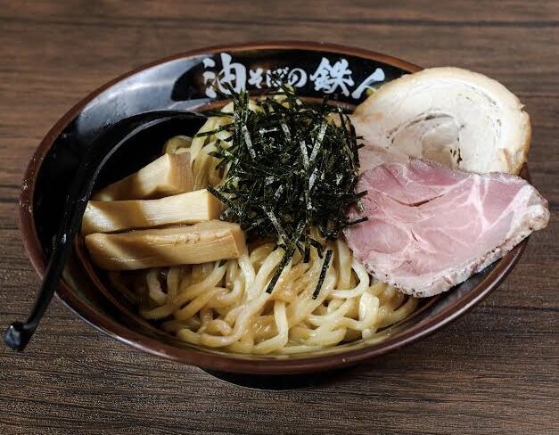 油そばの鉄人 東武宇都宮駅前店 - 宇都宮市のラーメン・テイクアウト｜栃ナビ！