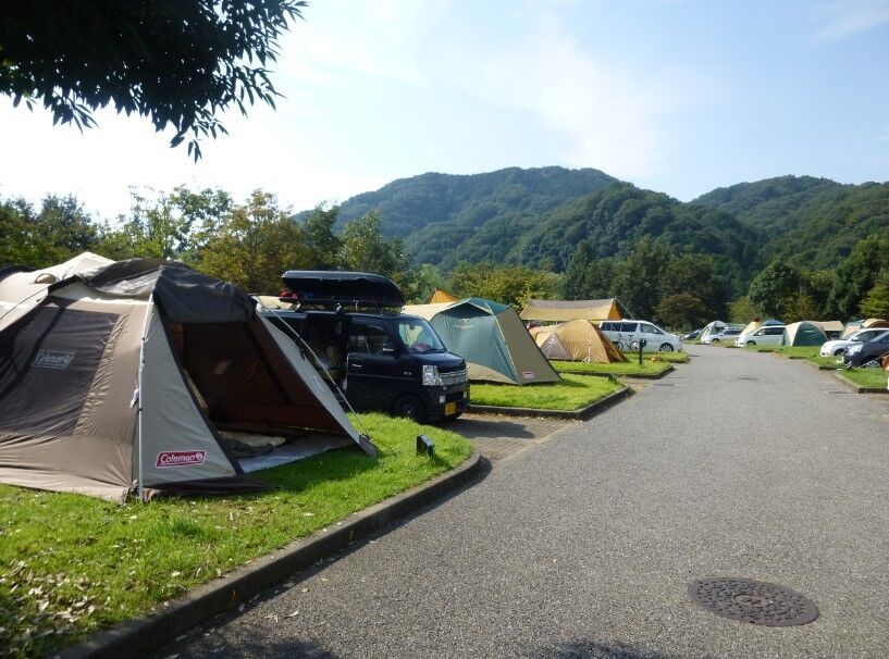 出会い の 森 総合 公園 オート キャンプ 場