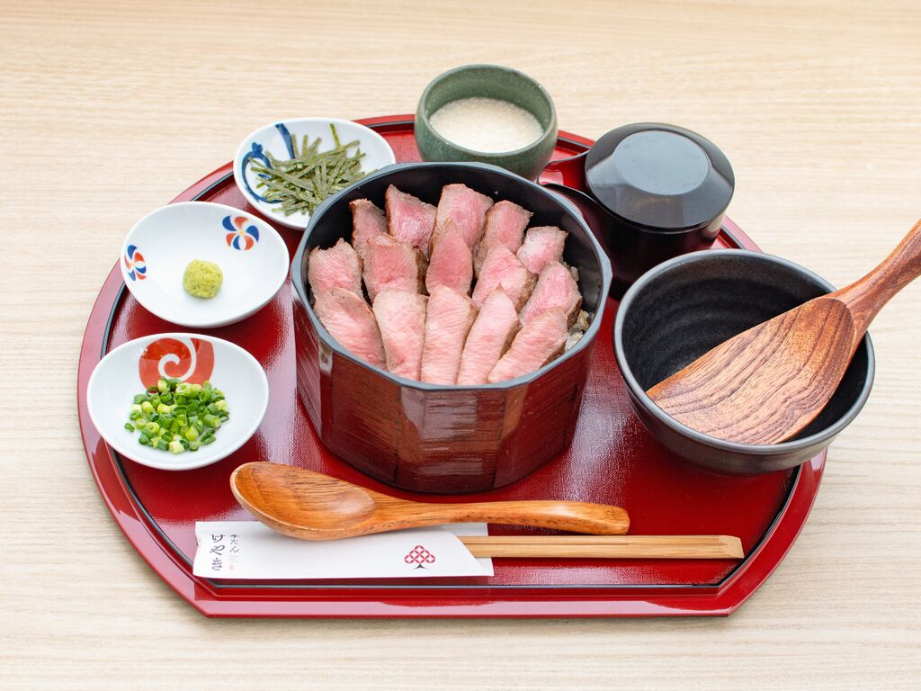 牛たん けやき 宇都宮店