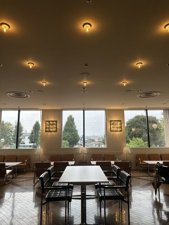THE NEW LOBBY