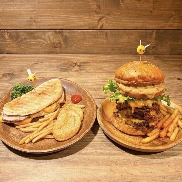 Cafe＆Diner Honey Bee Happy