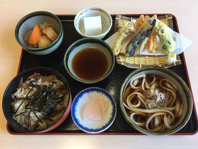 農村レストラン 関の里