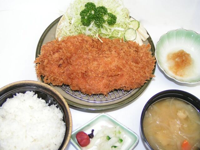 とんかつ　新興軒