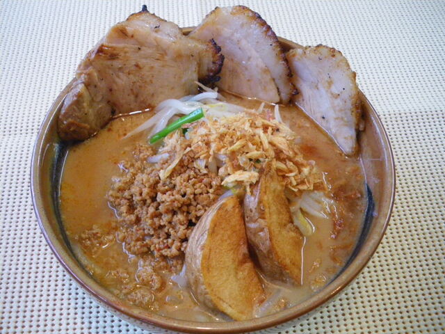 味噌屋　麺吉