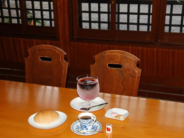 茶房 直