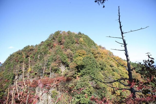 石裂山