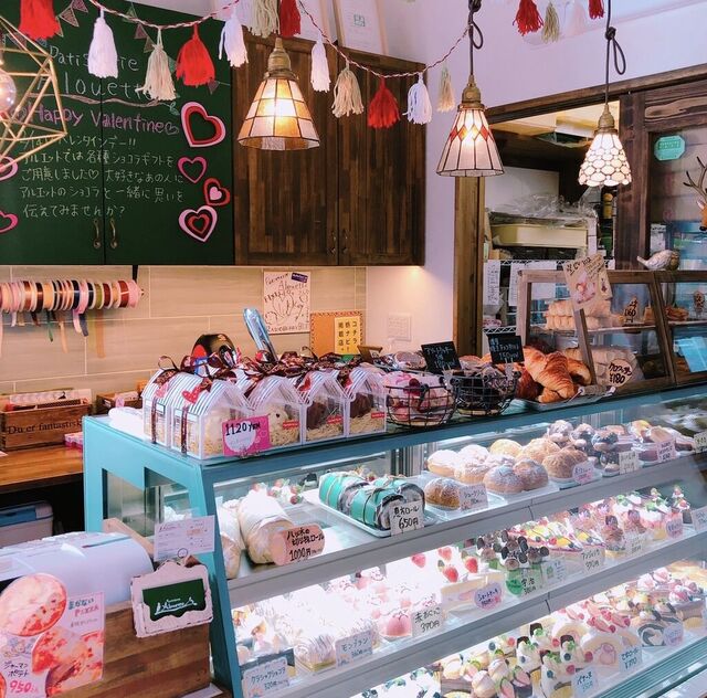洋菓子・焼菓子専門店　パティスリーアルエット
