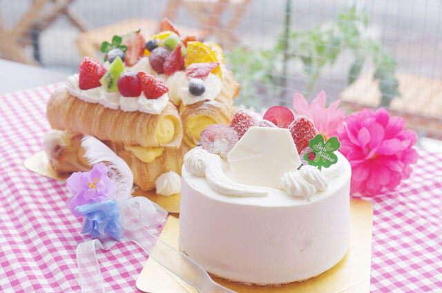 SWEETS Takayoshi