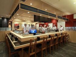 すし華亭宮みらい店