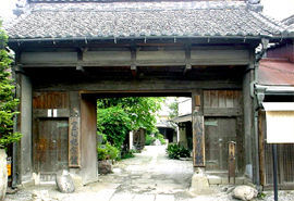 岡田記念館（代官屋敷・翁島）
