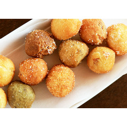 呑み喰い処/菓子工房 KADOKKO