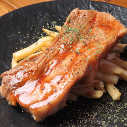 炭焼きお肉とワイン ビストロ酒場 Le Timbre