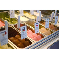 GELATO&CAFFE いざわ苺園 宇都宮PASEO店