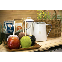 りんご飴専門店 Rainbow Apple