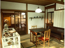 喫茶ニワトコノミ