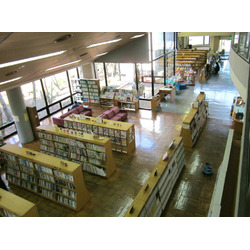 下野市立石橋図書館