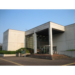 矢板市立図書館