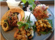 作坊 吃(ゾーファンチィ)