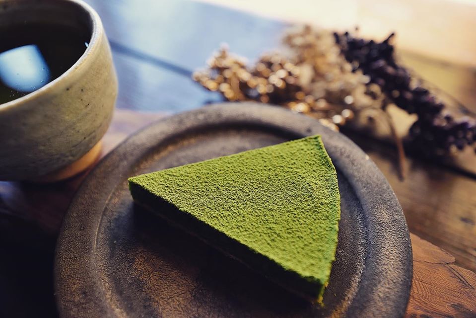 デザート・濃厚抹茶生チョコタルト